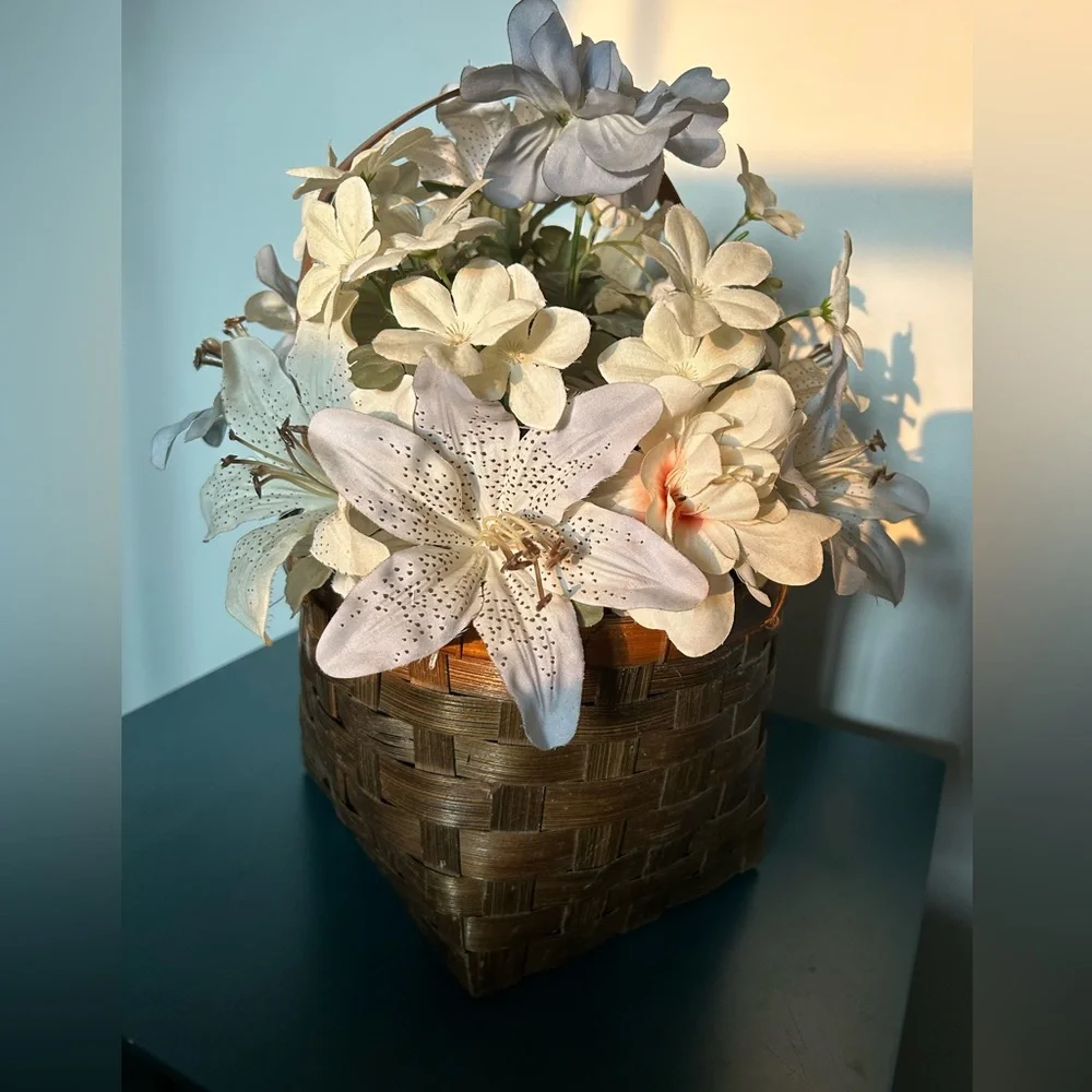 Artificial flower basket / faux floral arrangement